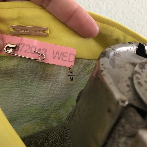 Elie Tahari Button Down - Picture 6 of 6